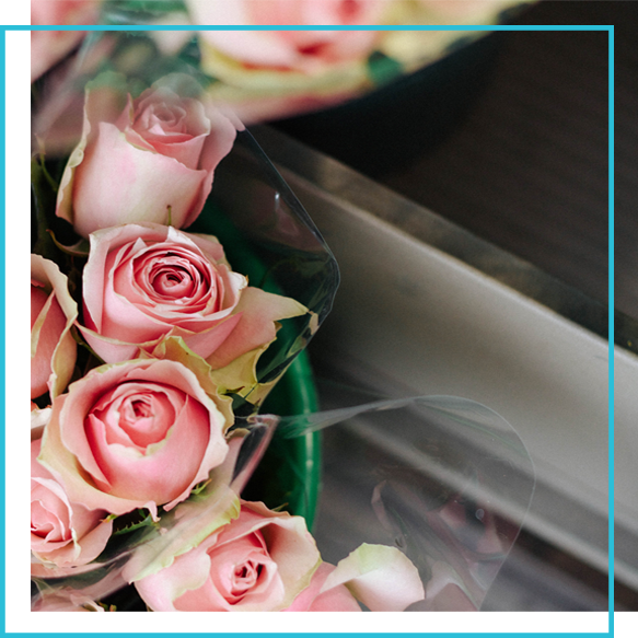 laot bouquet roses cercueil